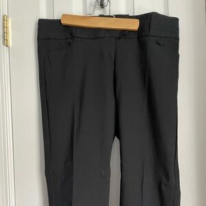 The Limited Exact Stretch black Pant in size 10S